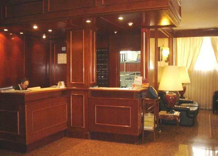 贝勒雷特酒店 3* 瓦伦西亚